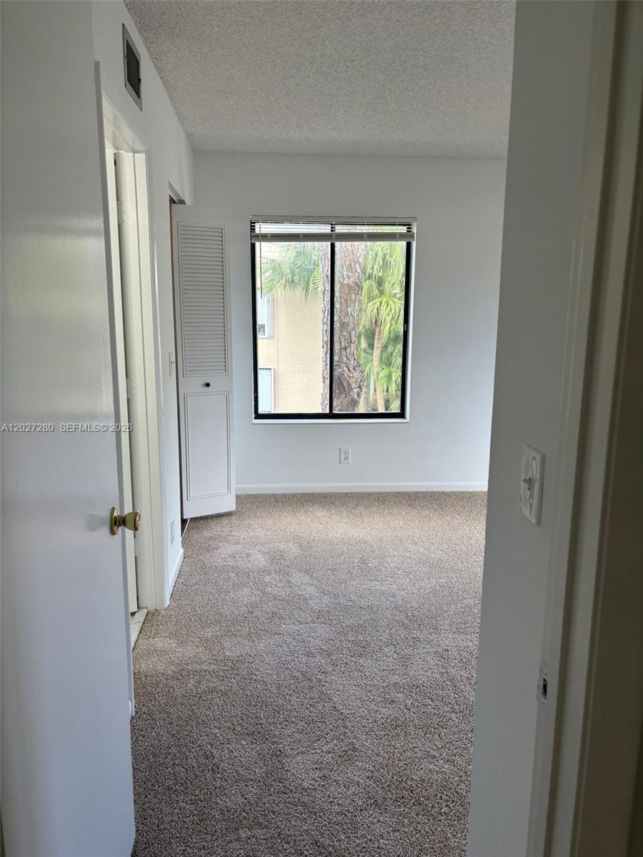 718 Sunny Pine Way #H2, Green Acres FL 33415