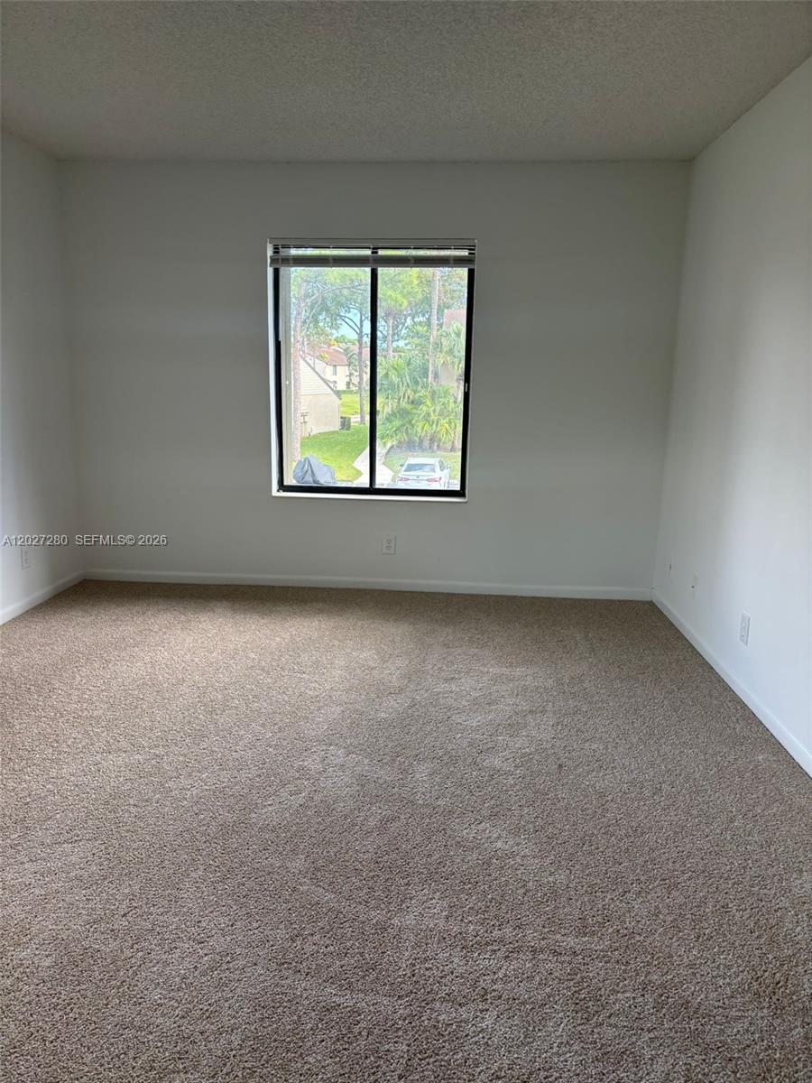 718 Sunny Pine Way #H2, Green Acres FL 33415