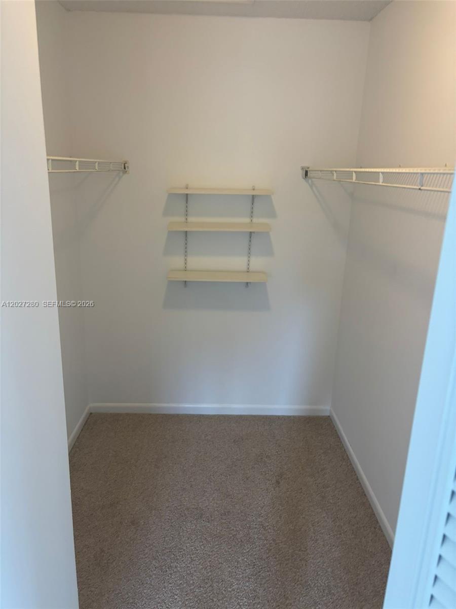 718 Sunny Pine Way #H2, Green Acres FL 33415
