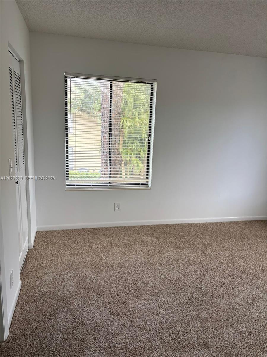 718 Sunny Pine Way #H2, Green Acres FL 33415