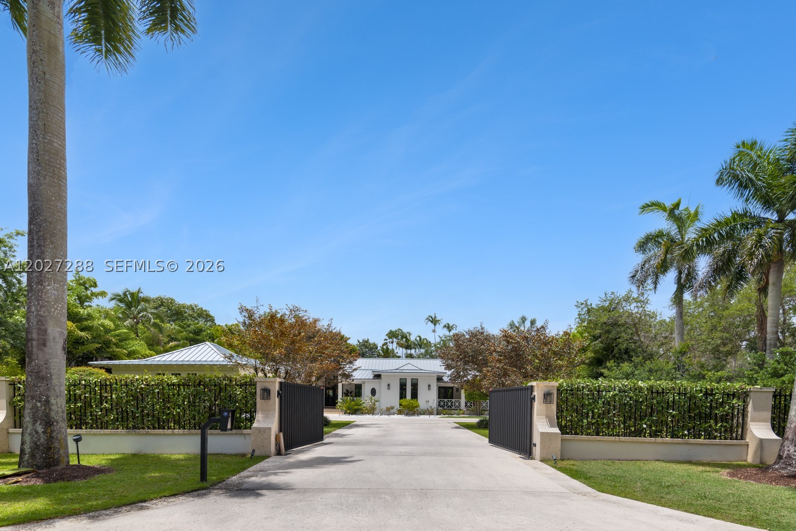 7101 SW 66th St, Miami FL 33143