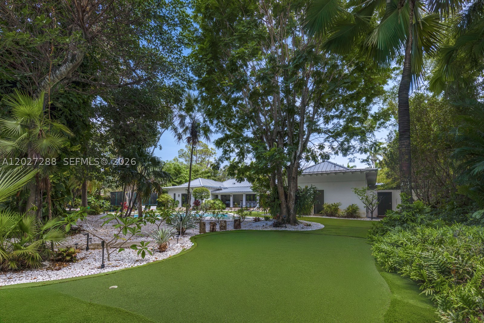 7101 SW 66th St, Miami FL 33143