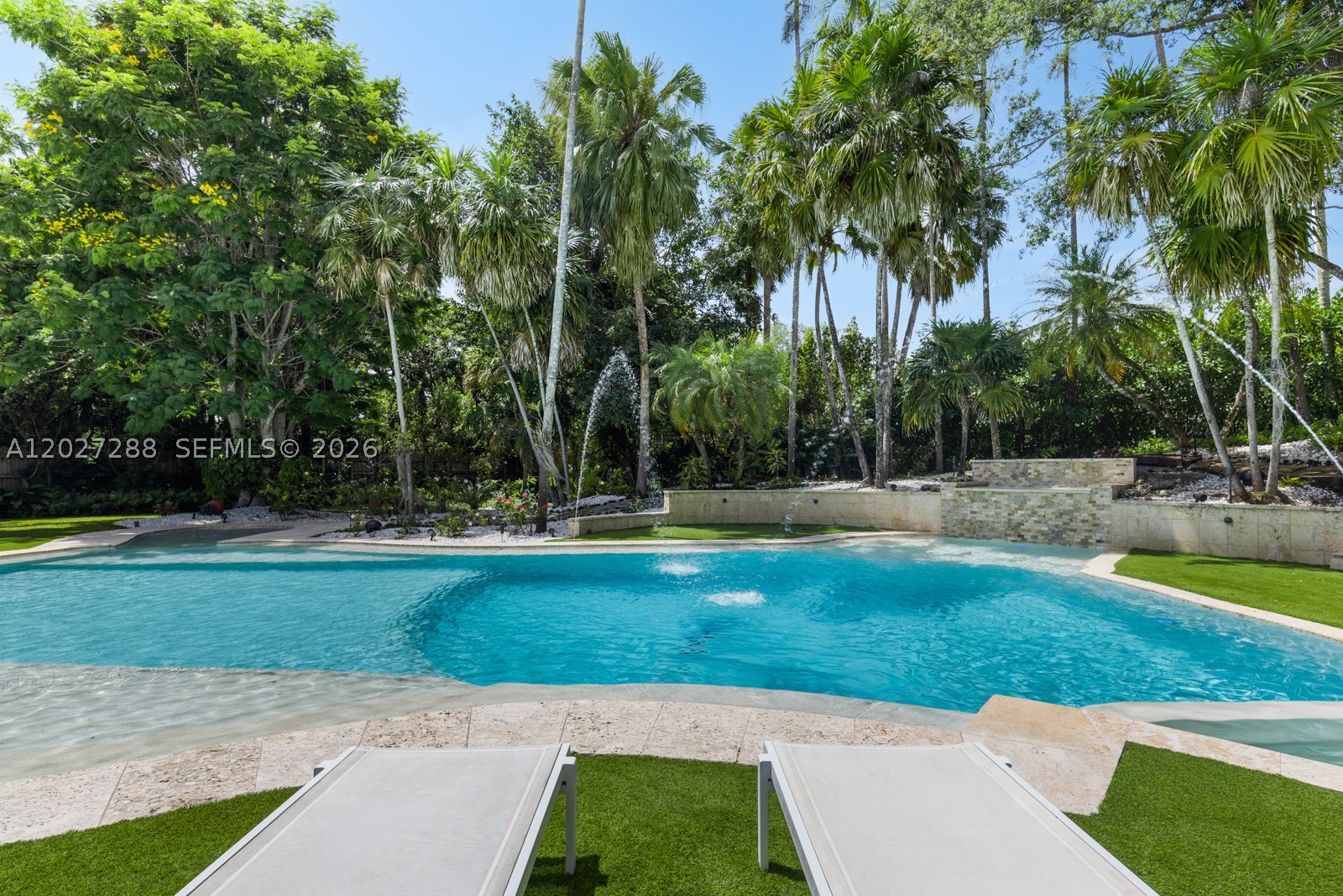 7101 SW 66th St, Miami FL 33143