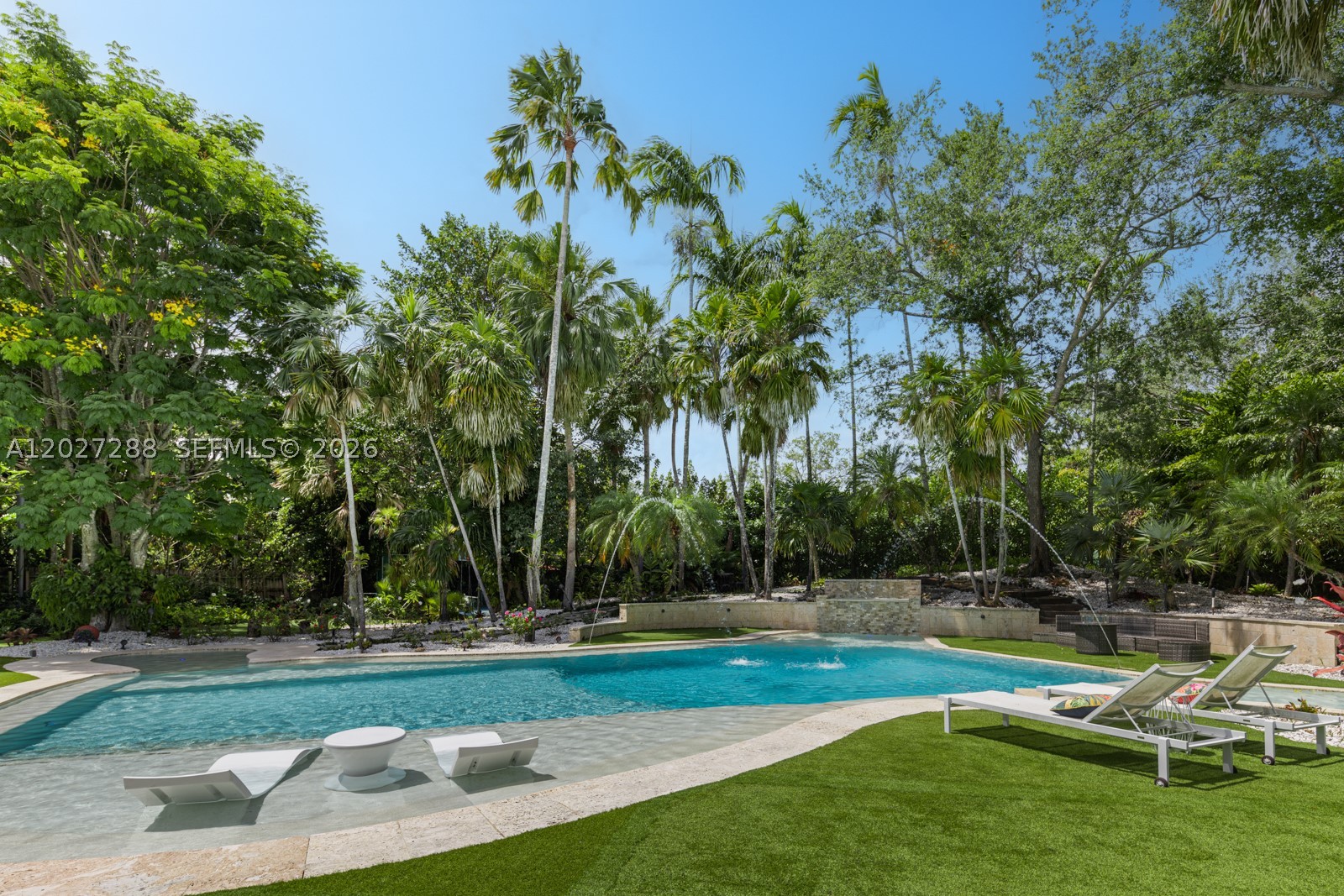 7101 SW 66th St, Miami FL 33143