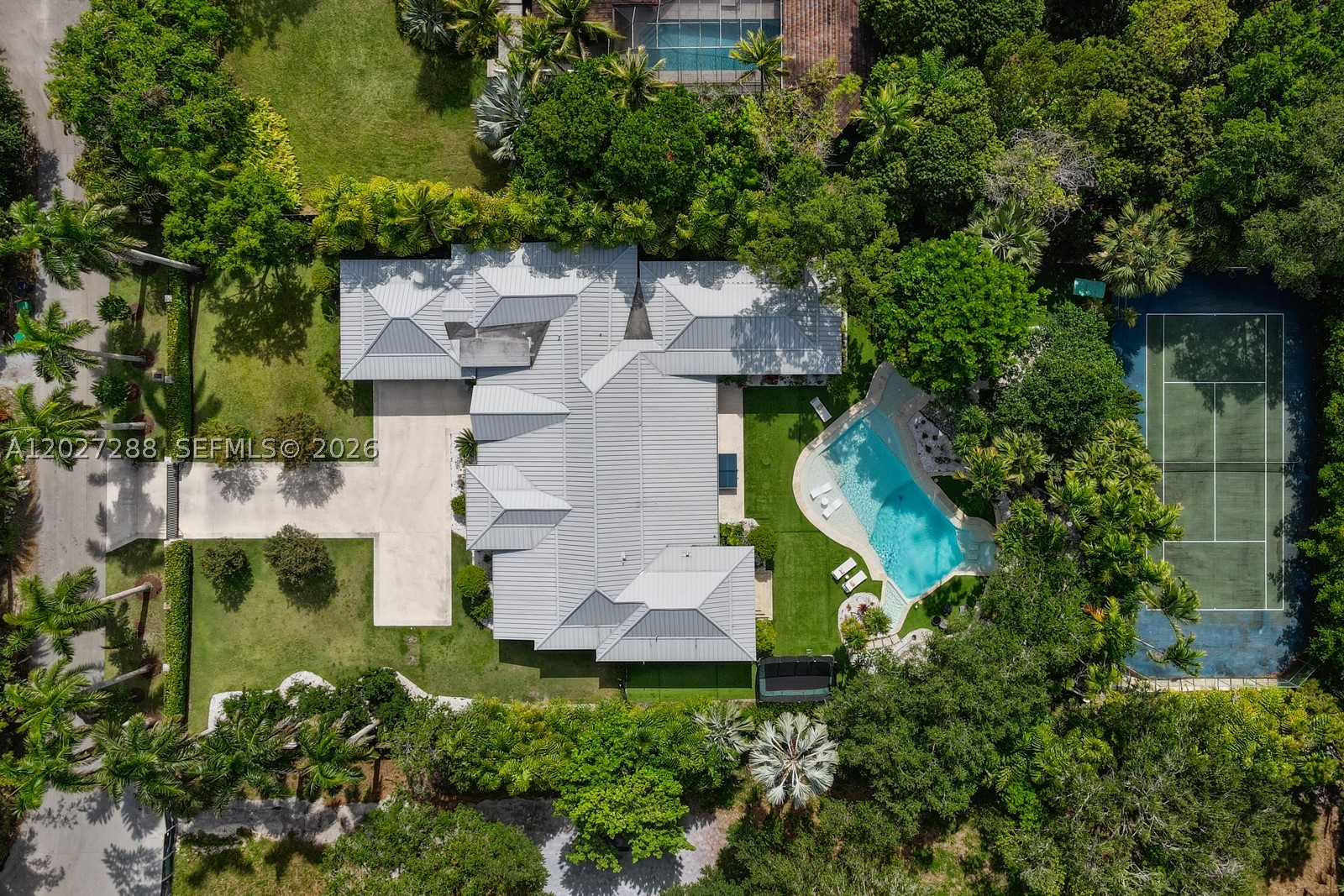 7101 SW 66th St, Miami FL 33143