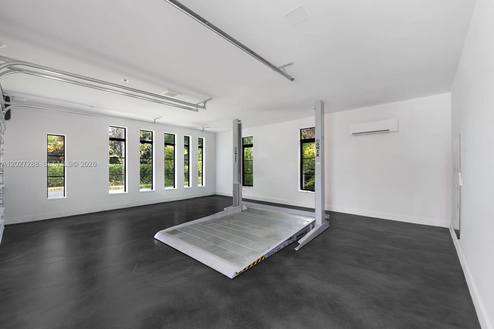 7101 SW 66th St, Miami FL 33143