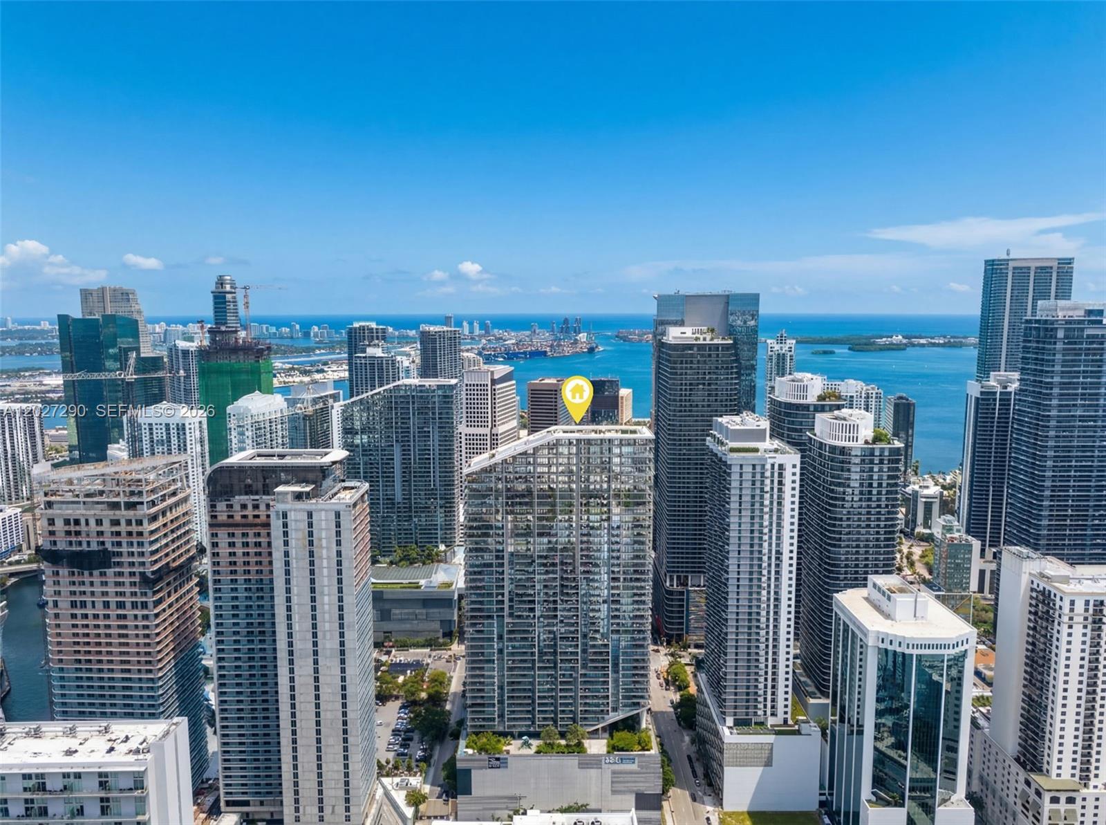 88 SW 7th St #2408, Miami FL 33130
