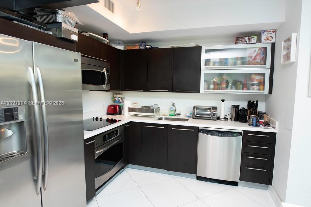 90 SW 3rd St #TH301, Miami FL 33130