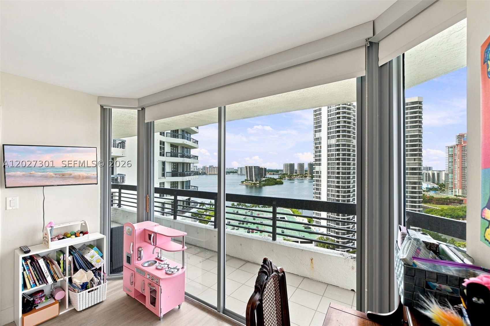 3500 Mystic Pointe Dr #2003, Aventura FL 33180