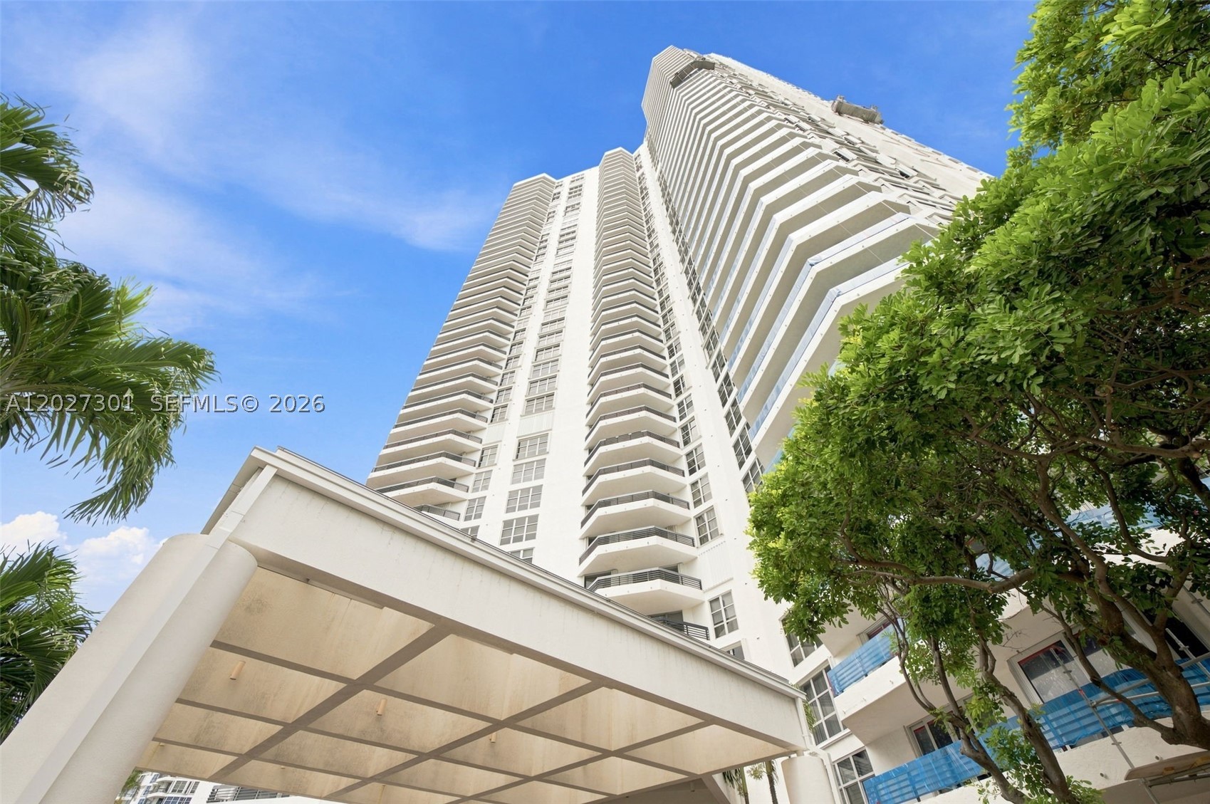 3500 Mystic Pointe Dr #2003, Aventura FL 33180