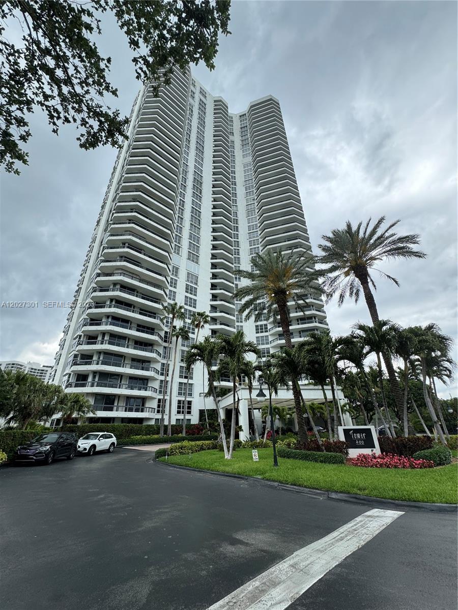 3500 Mystic Pointe Dr #2003, Aventura FL 33180
