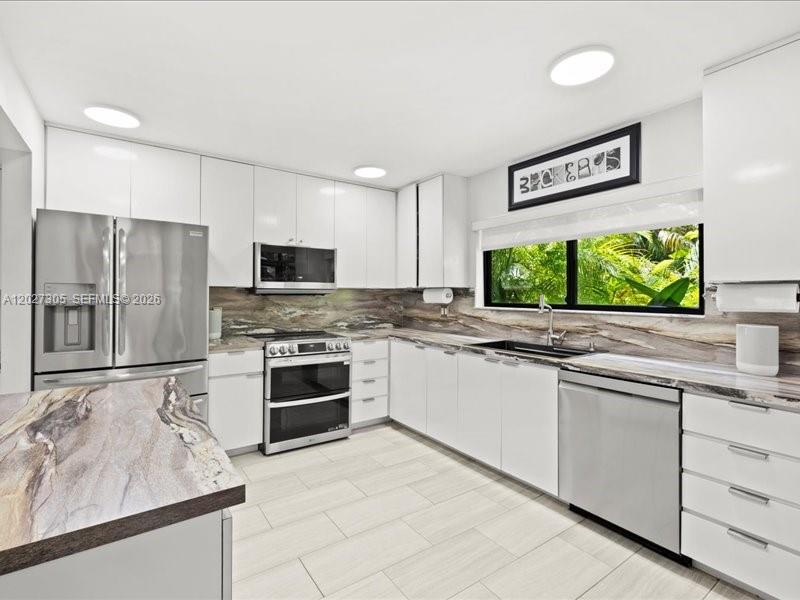 7362 Woodmont Ct, Boca Raton FL 33434