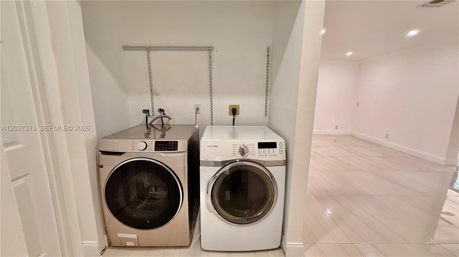 36 Chestnut Cir, #36, Cooper City FL 33026