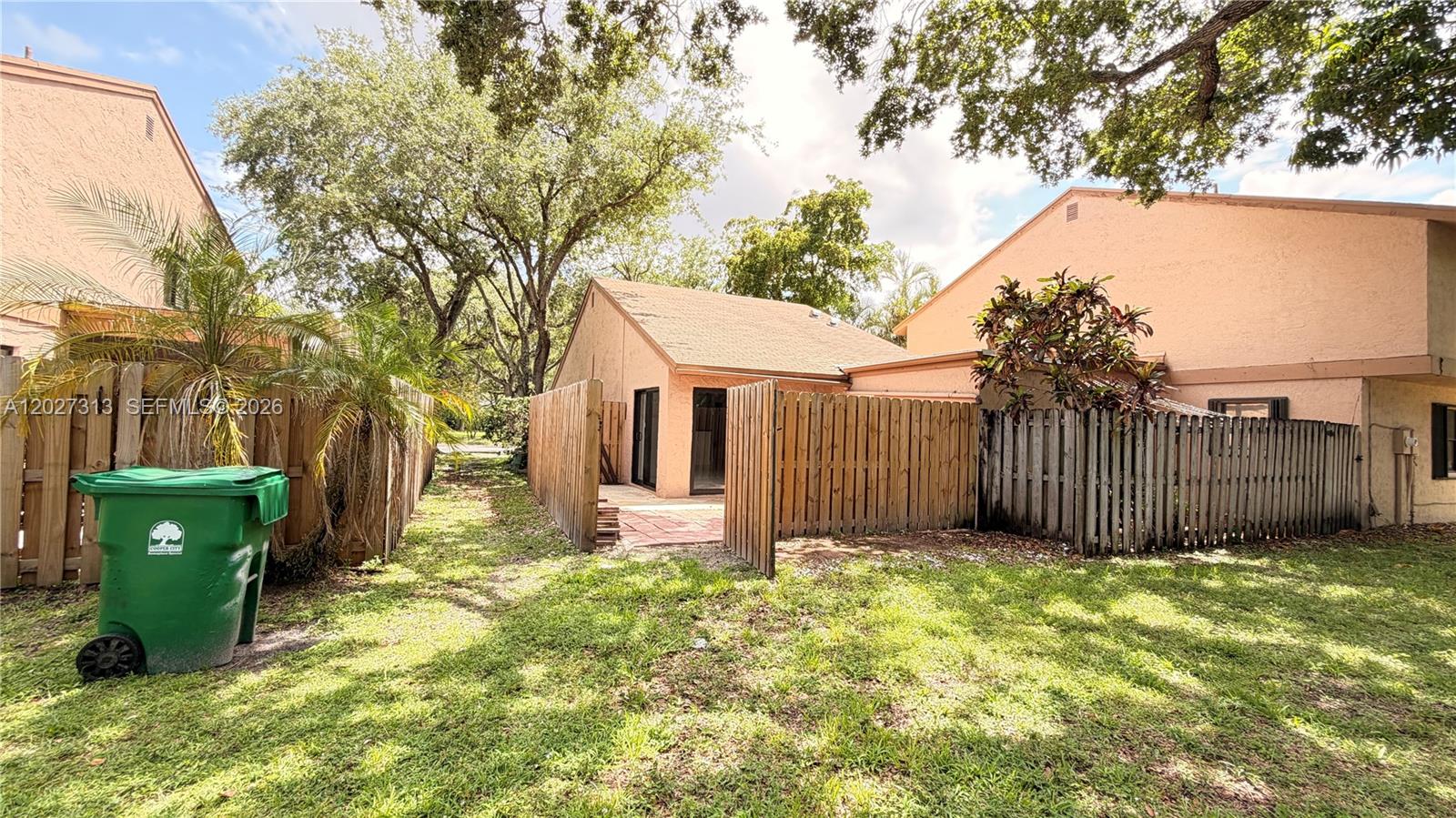 36 Chestnut Cir, #36, Cooper City FL 33026