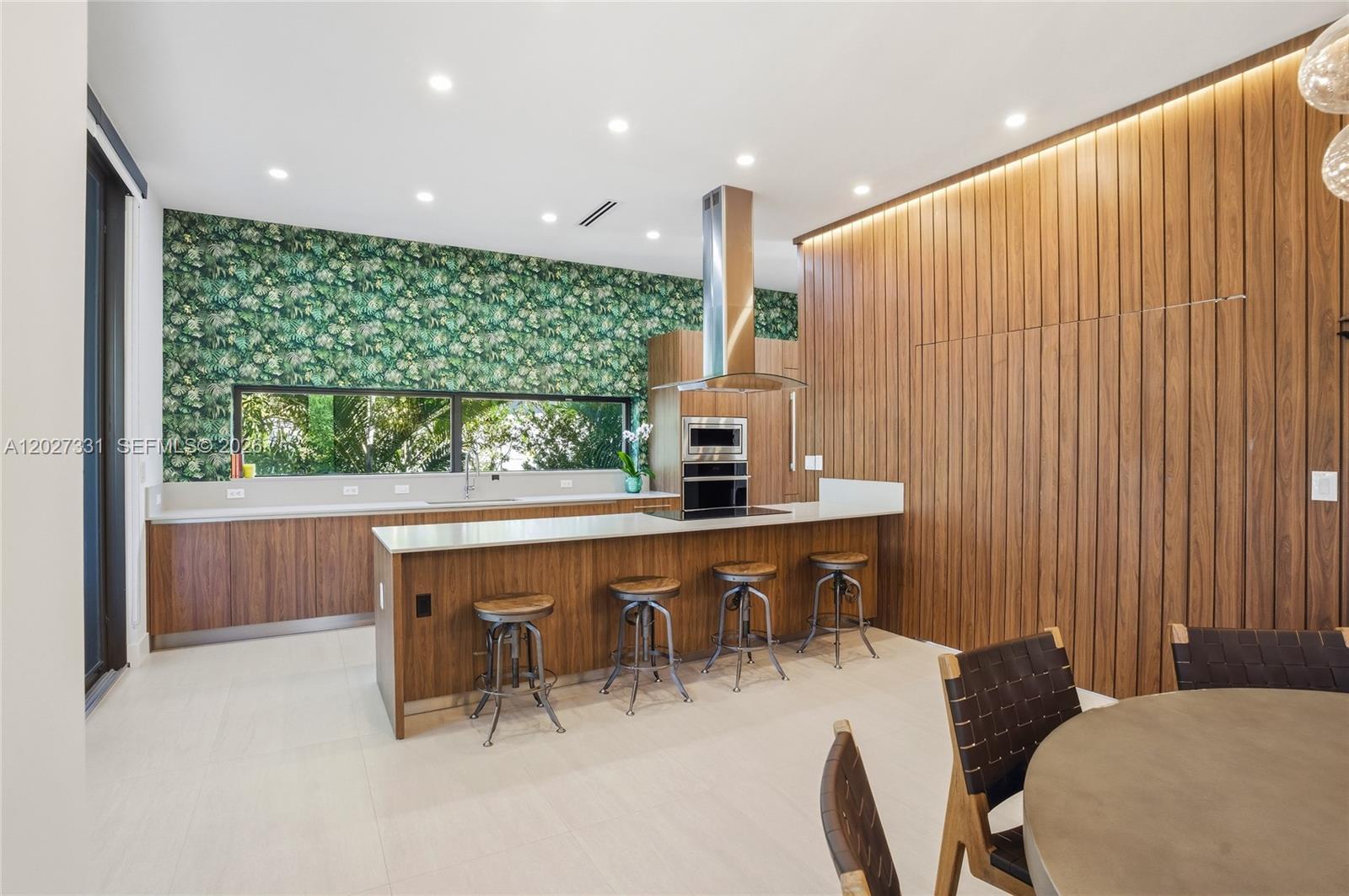 4354 Alton Rd, Miami Beach FL 33140
