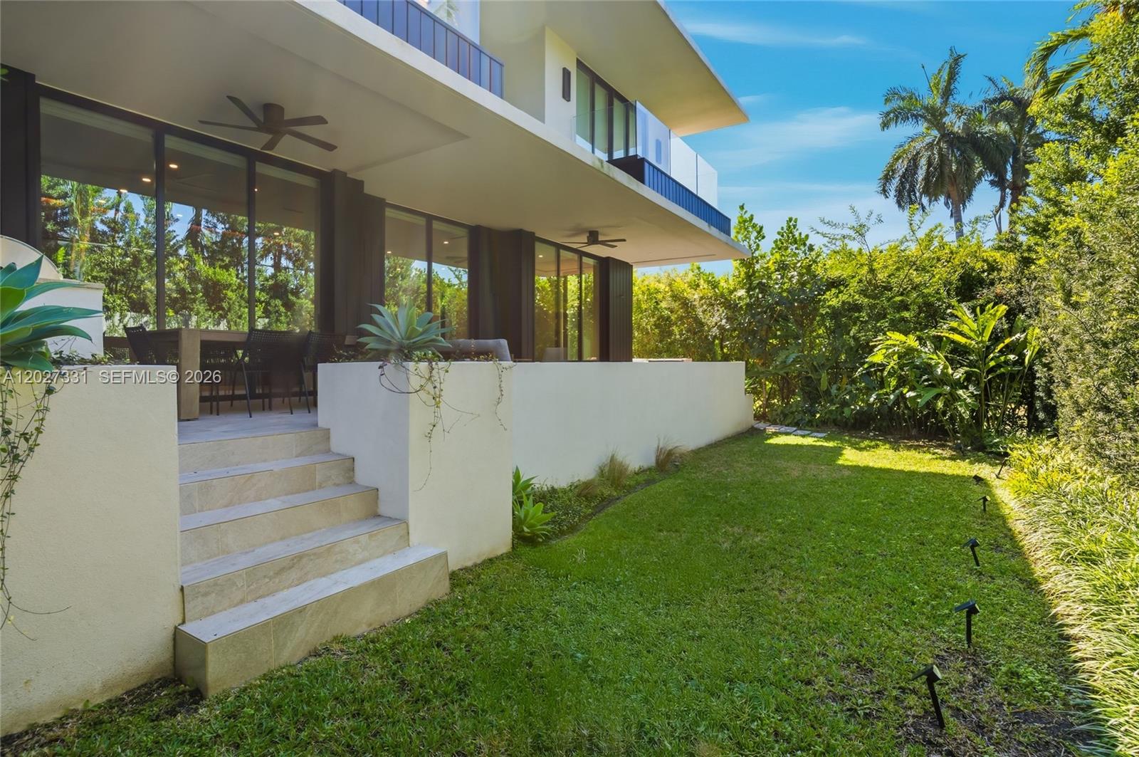 4354 Alton Rd, Miami Beach FL 33140