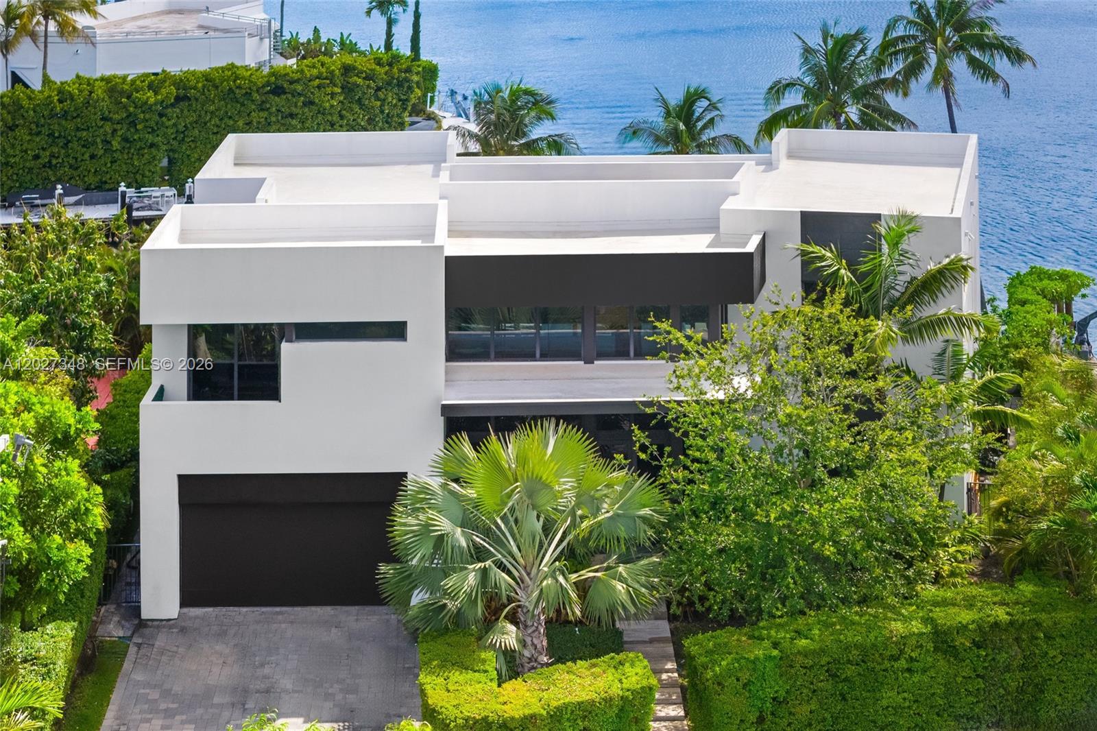 16470 NE 30th Ave, North Miami Beach FL 33160