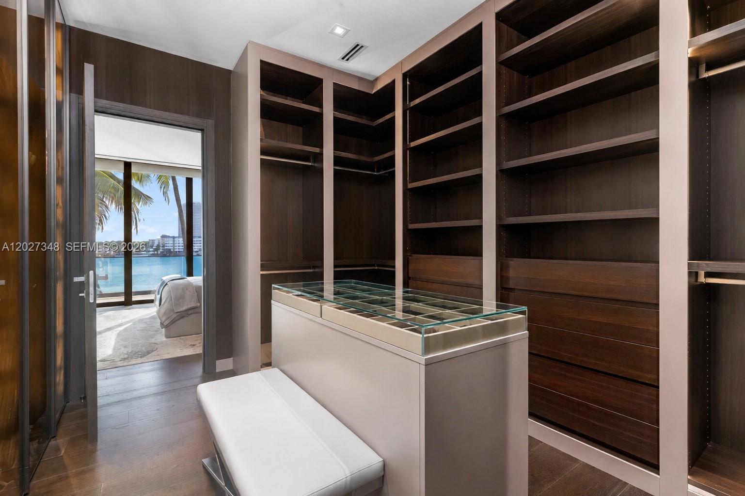 16470 NE 30th Ave, North Miami Beach FL 33160