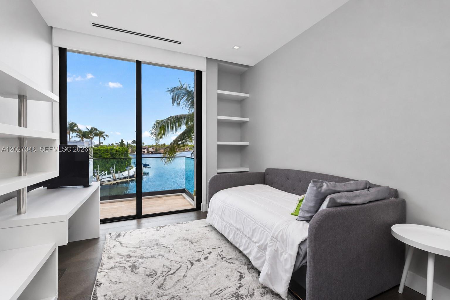 16470 NE 30th Ave, North Miami Beach FL 33160