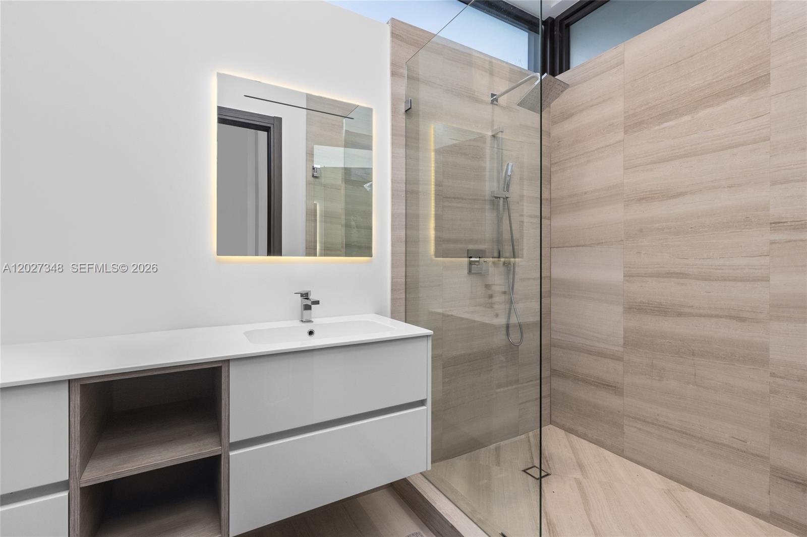 16470 NE 30th Ave, North Miami Beach FL 33160