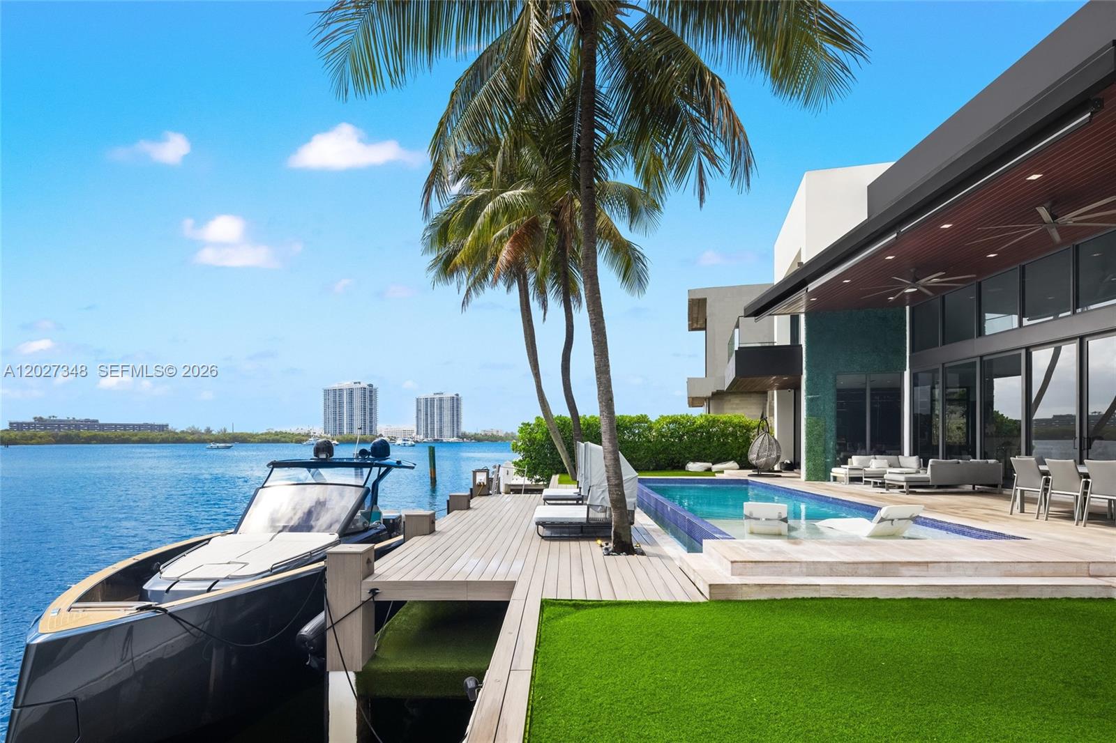 16470 NE 30th Ave, North Miami Beach FL 33160