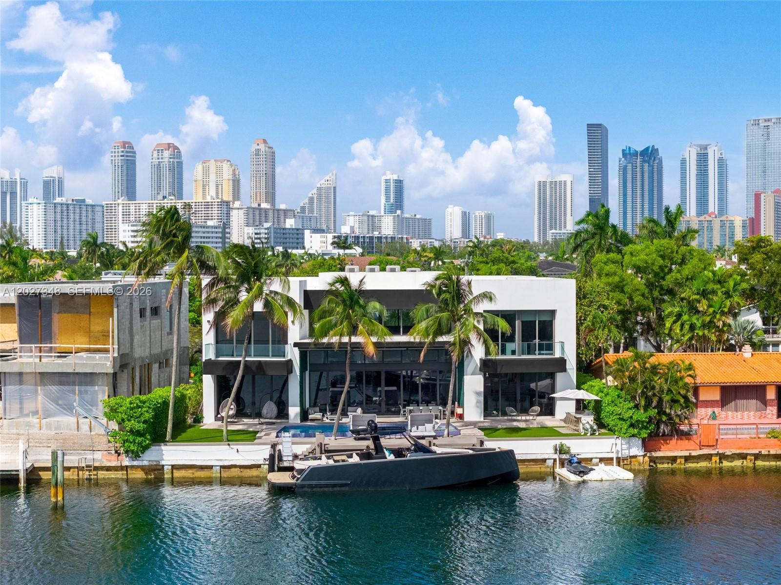 16470 NE 30th Ave, North Miami Beach FL 33160