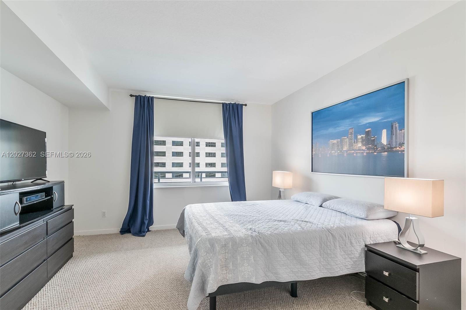 335 S Biscayne Blvd #2402, Miami FL 33131