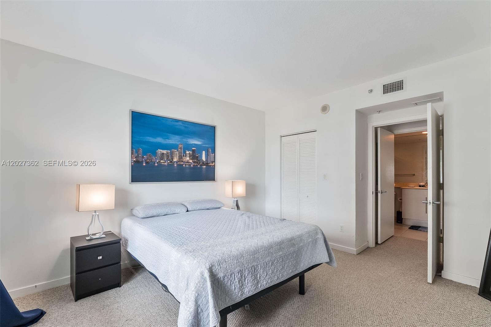 335 S Biscayne Blvd #2402, Miami FL 33131