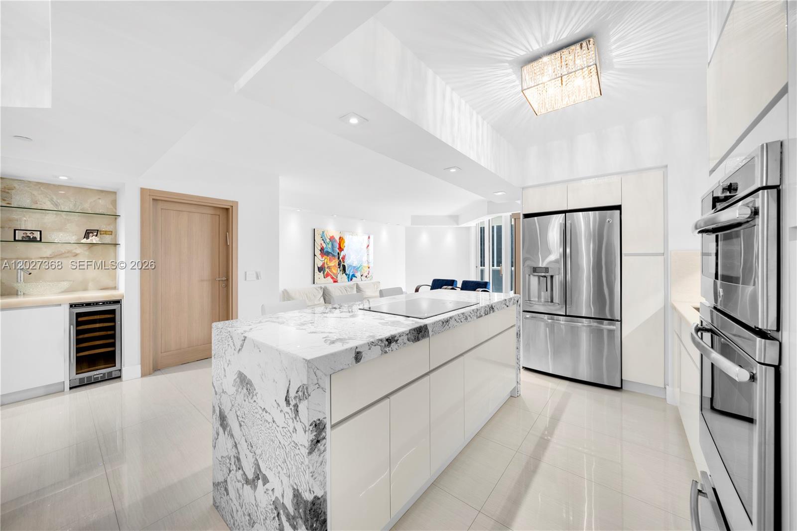 4779 Collins Ave #908, Miami Beach FL 33140