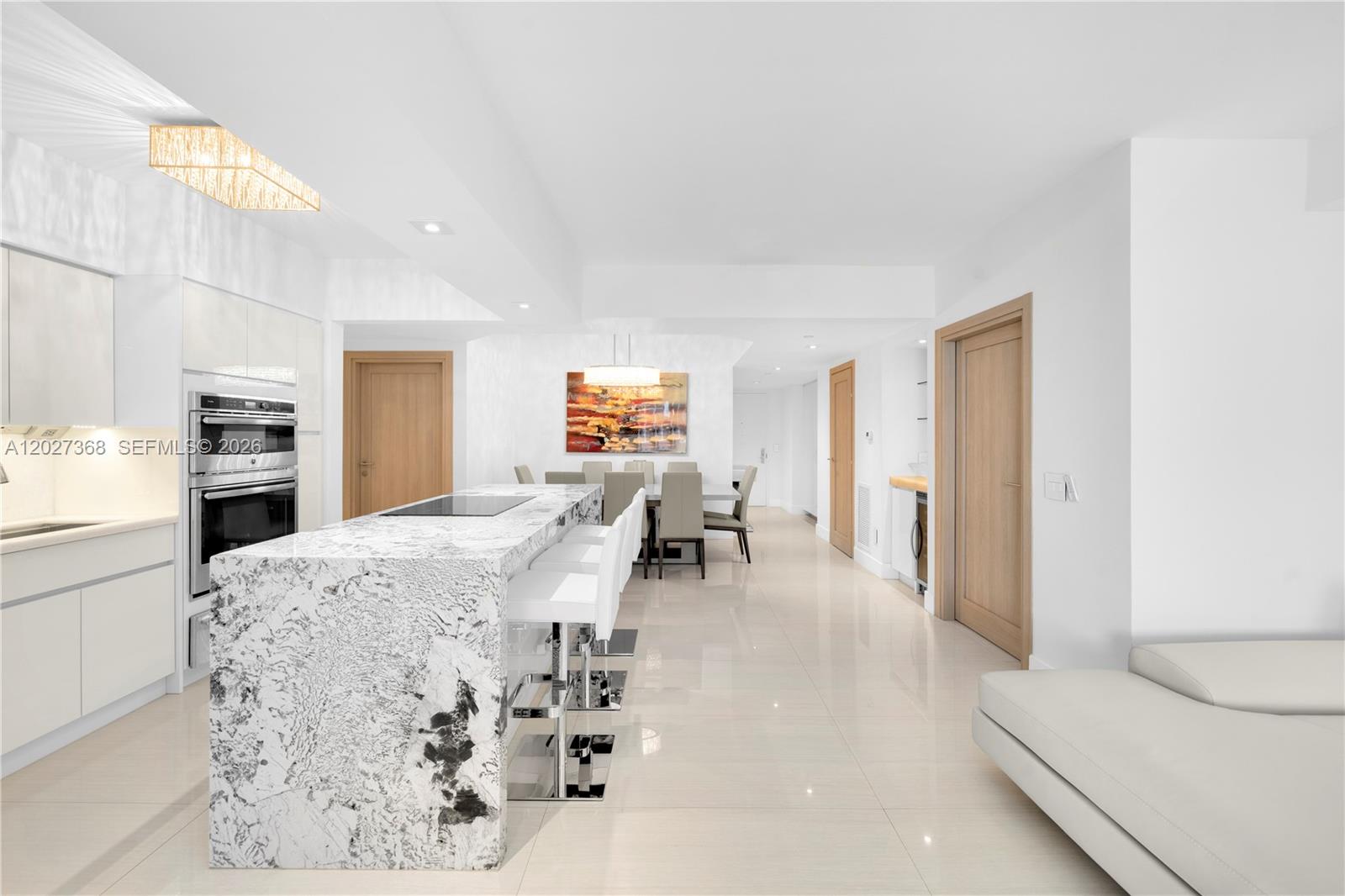 4779 Collins Ave #908, Miami Beach FL 33140