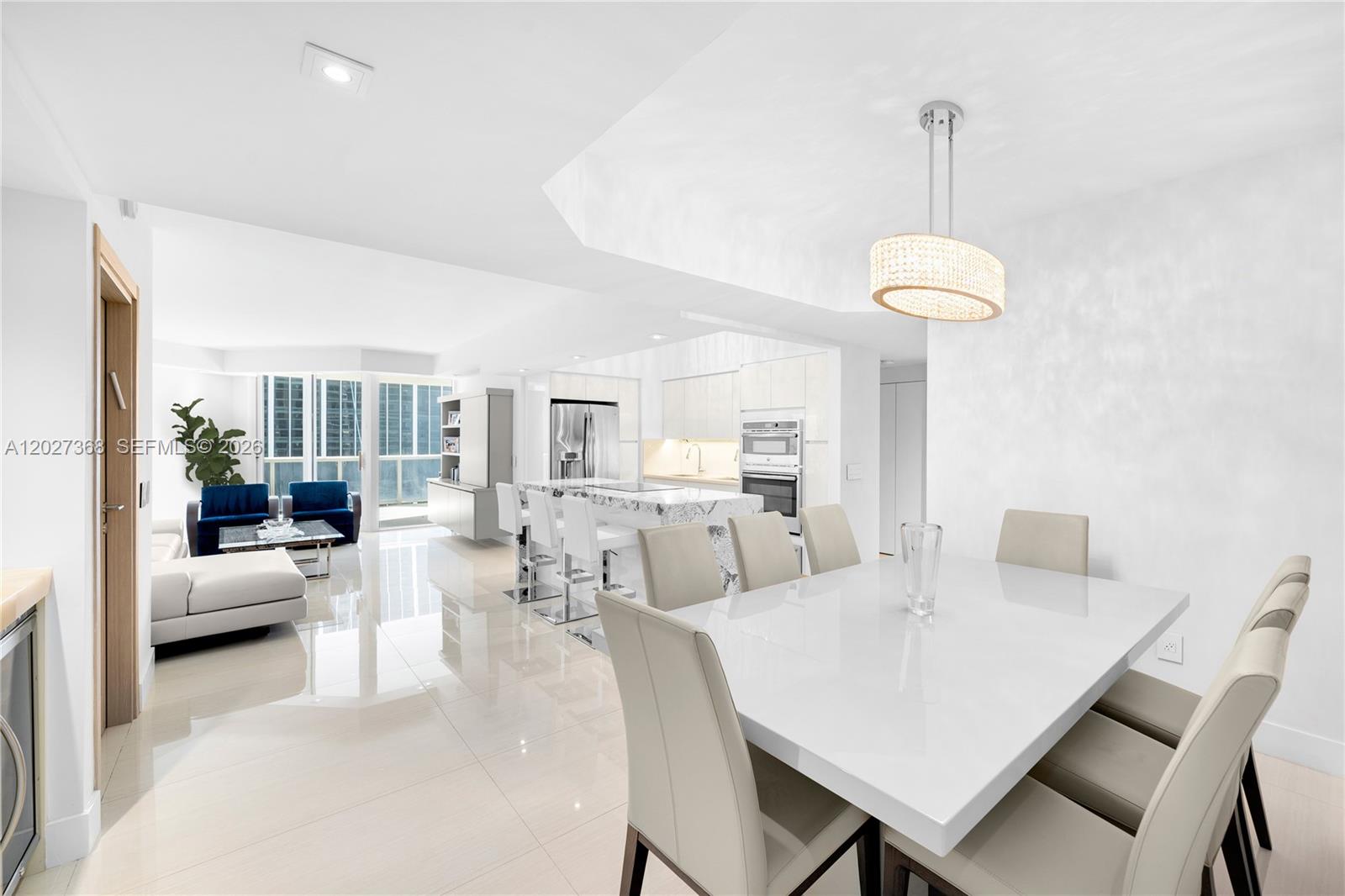 4779 Collins Ave #908, Miami Beach FL 33140