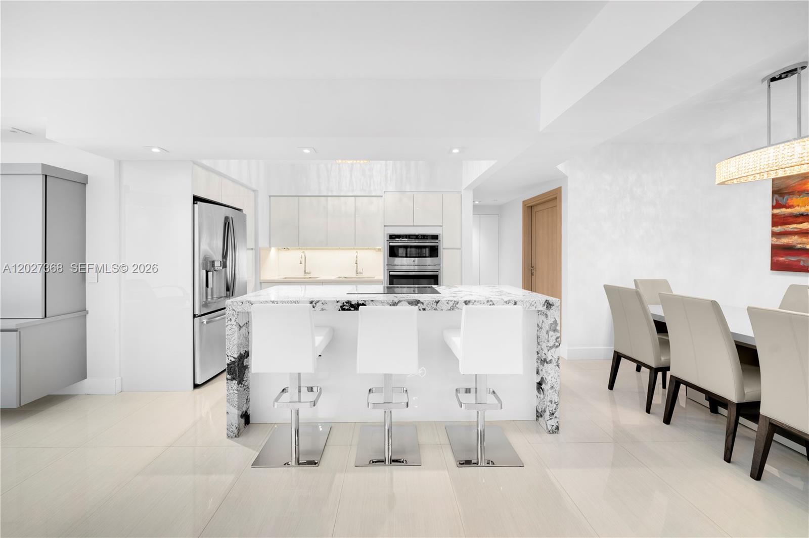 4779 Collins Ave #908, Miami Beach FL 33140
