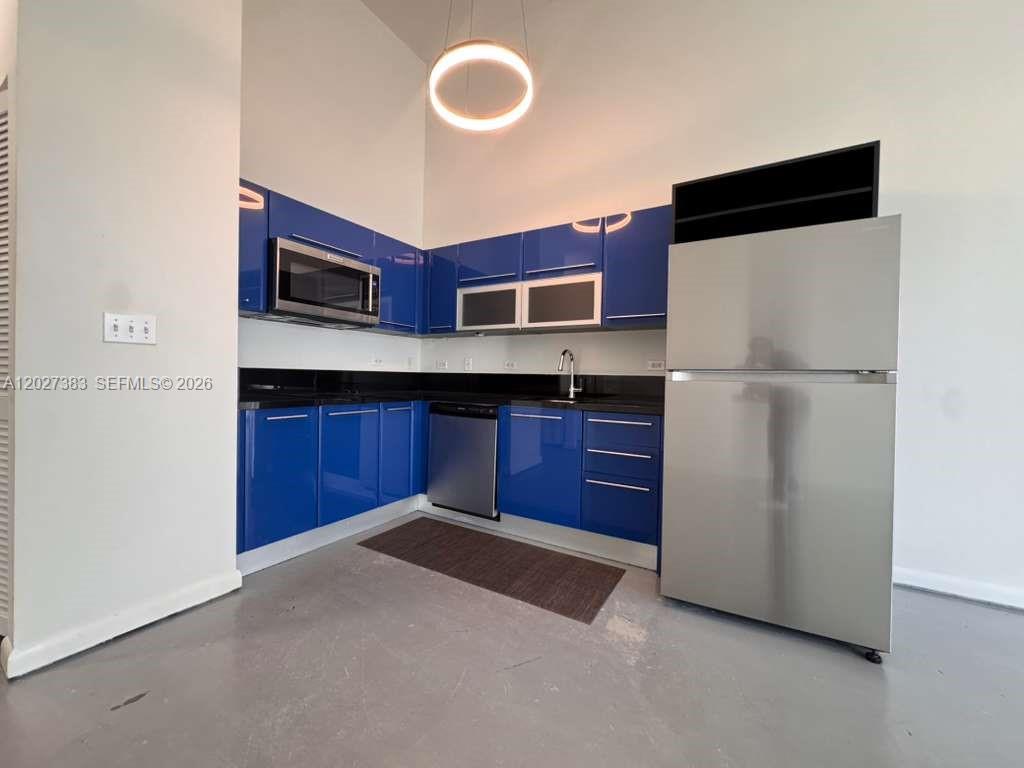 253 NE 2nd St #324, Miami FL 33132