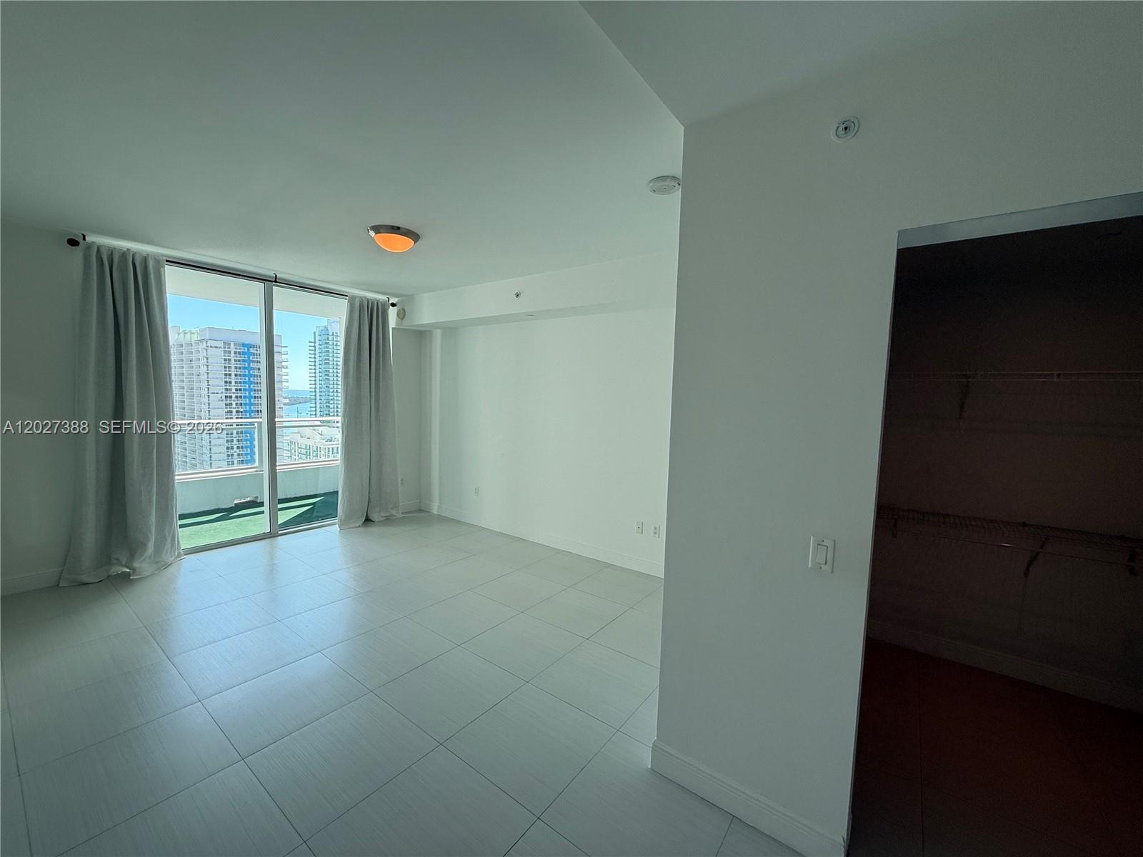 1080 Brickell Ave #3204, Miami FL 33131