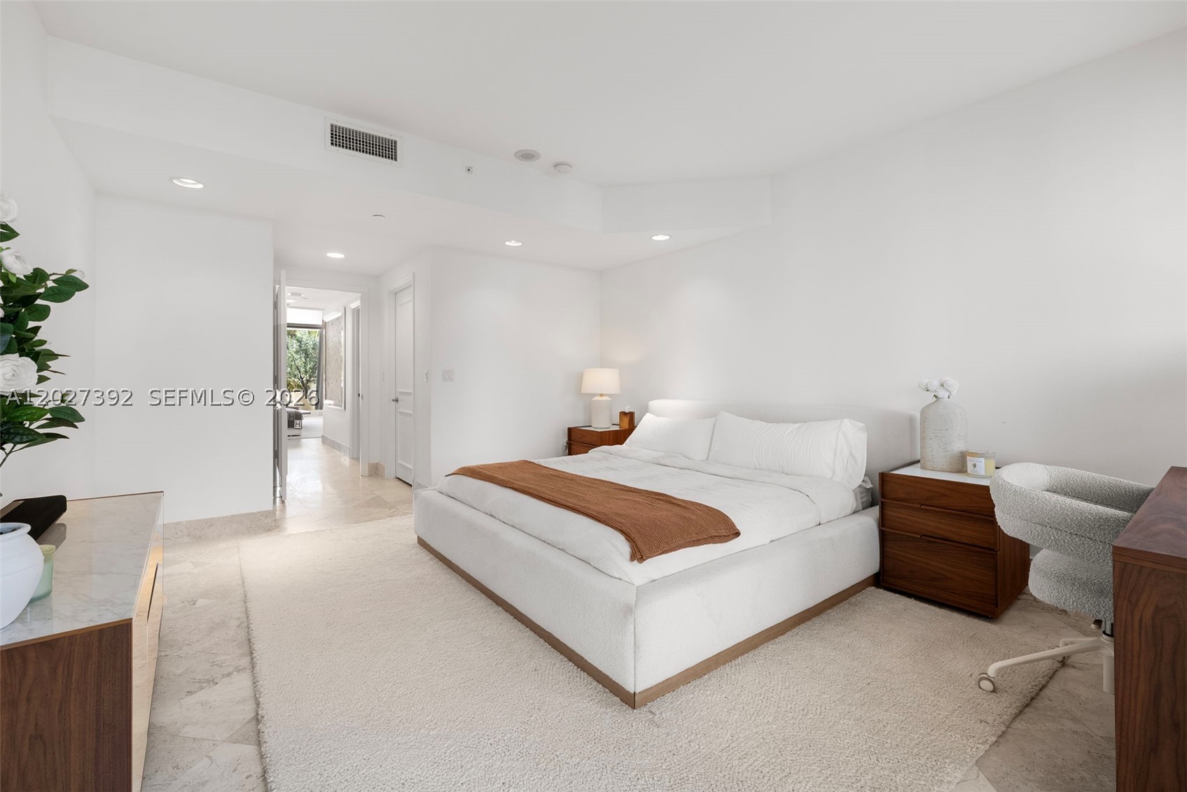 785 Crandon Blvd #205/305, Key Biscayne FL 33149
