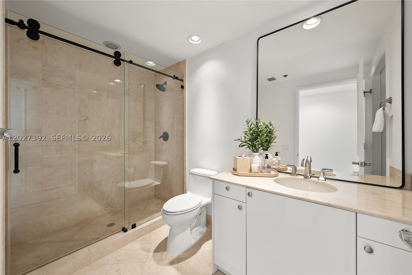 785 Crandon Blvd #205/305, Key Biscayne FL 33149