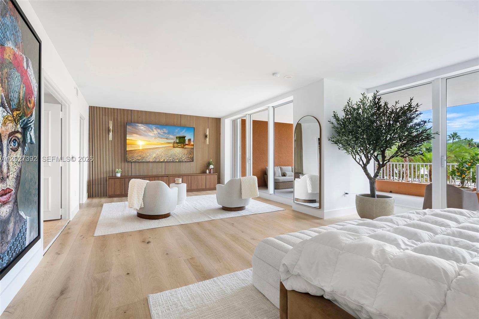 785 Crandon Blvd #205/305, Key Biscayne FL 33149