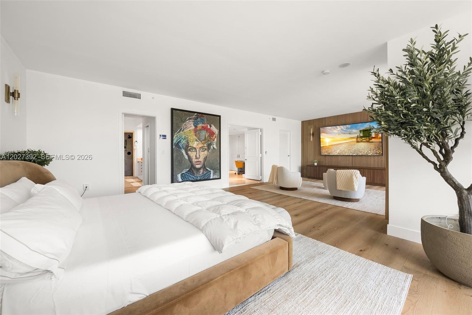 785 Crandon Blvd #205/305, Key Biscayne FL 33149