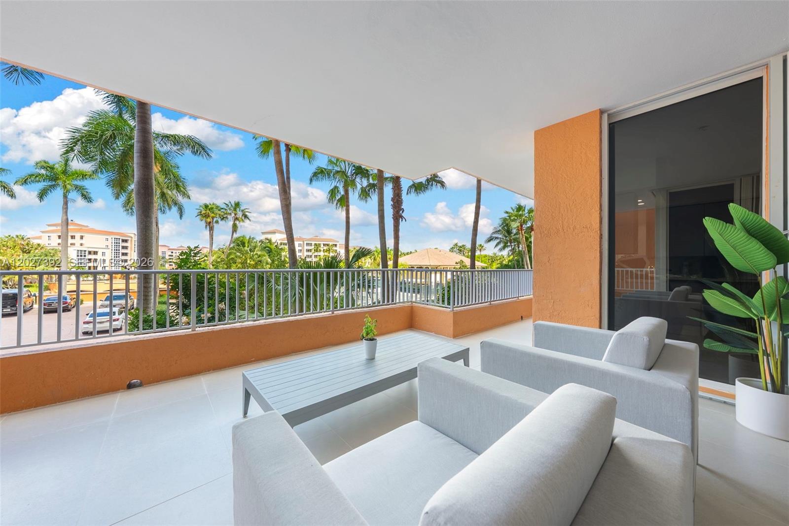 785 Crandon Blvd #205/305, Key Biscayne FL 33149