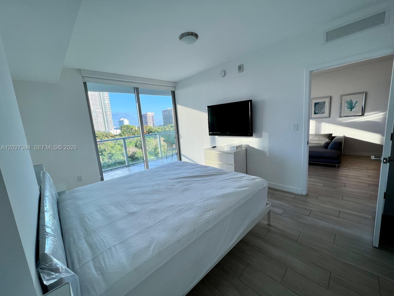1600 SW 1 Ave #705, Miami FL 33129