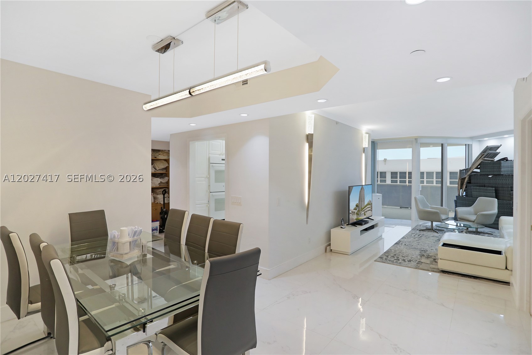4775 COLLINS AV #1804, Miami Beach FL 33140