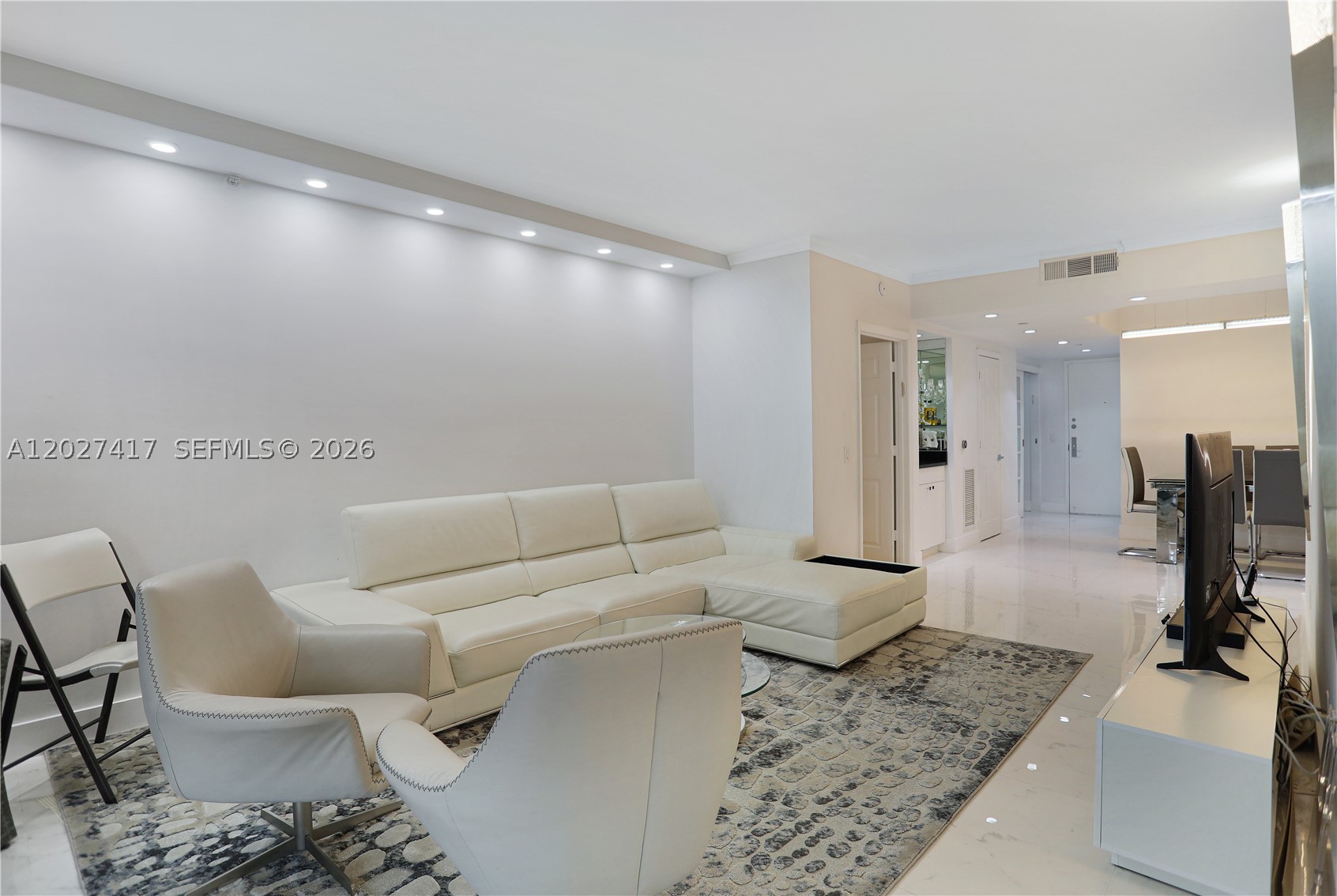 4775 COLLINS AV #1804, Miami Beach FL 33140