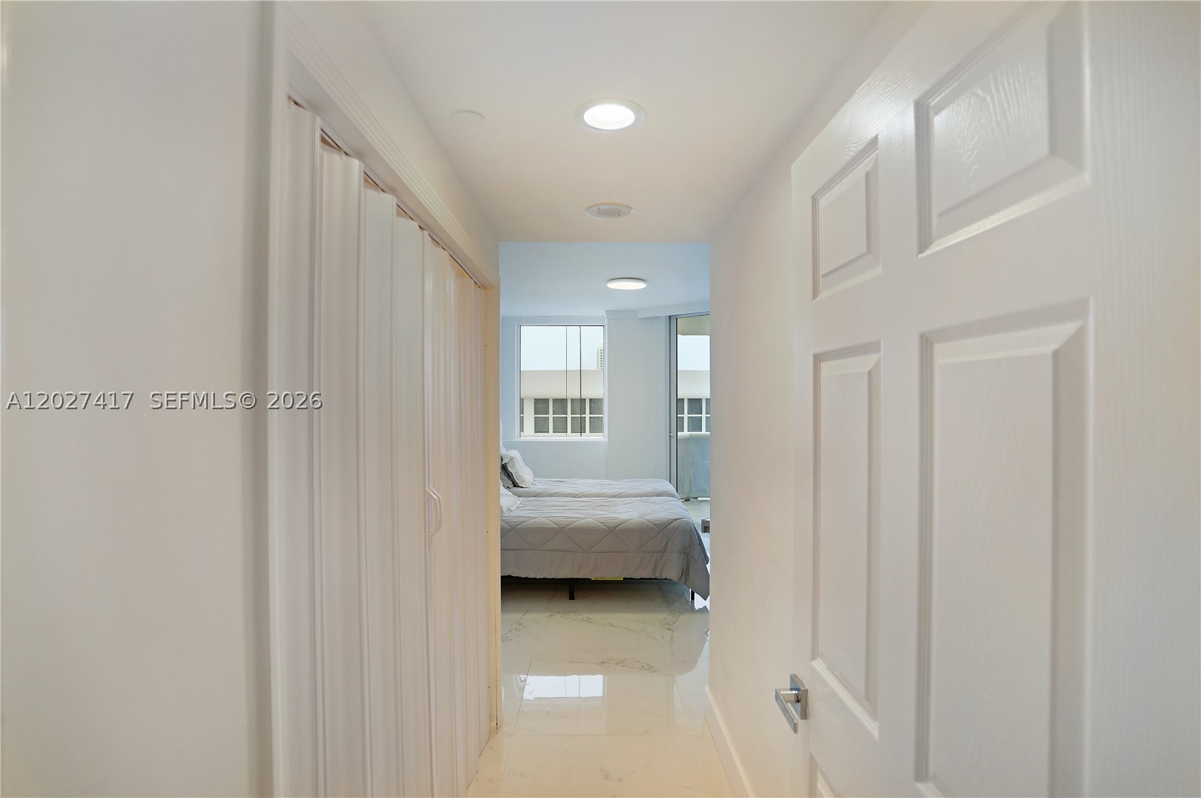 4775 COLLINS AV #1804, Miami Beach FL 33140