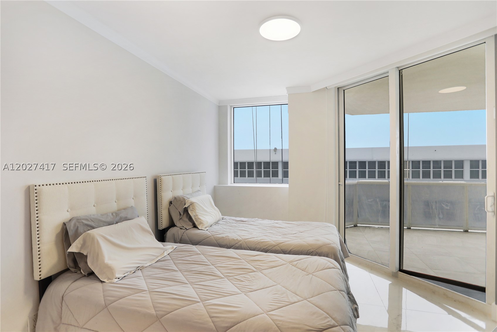 4775 COLLINS AV #1804, Miami Beach FL 33140