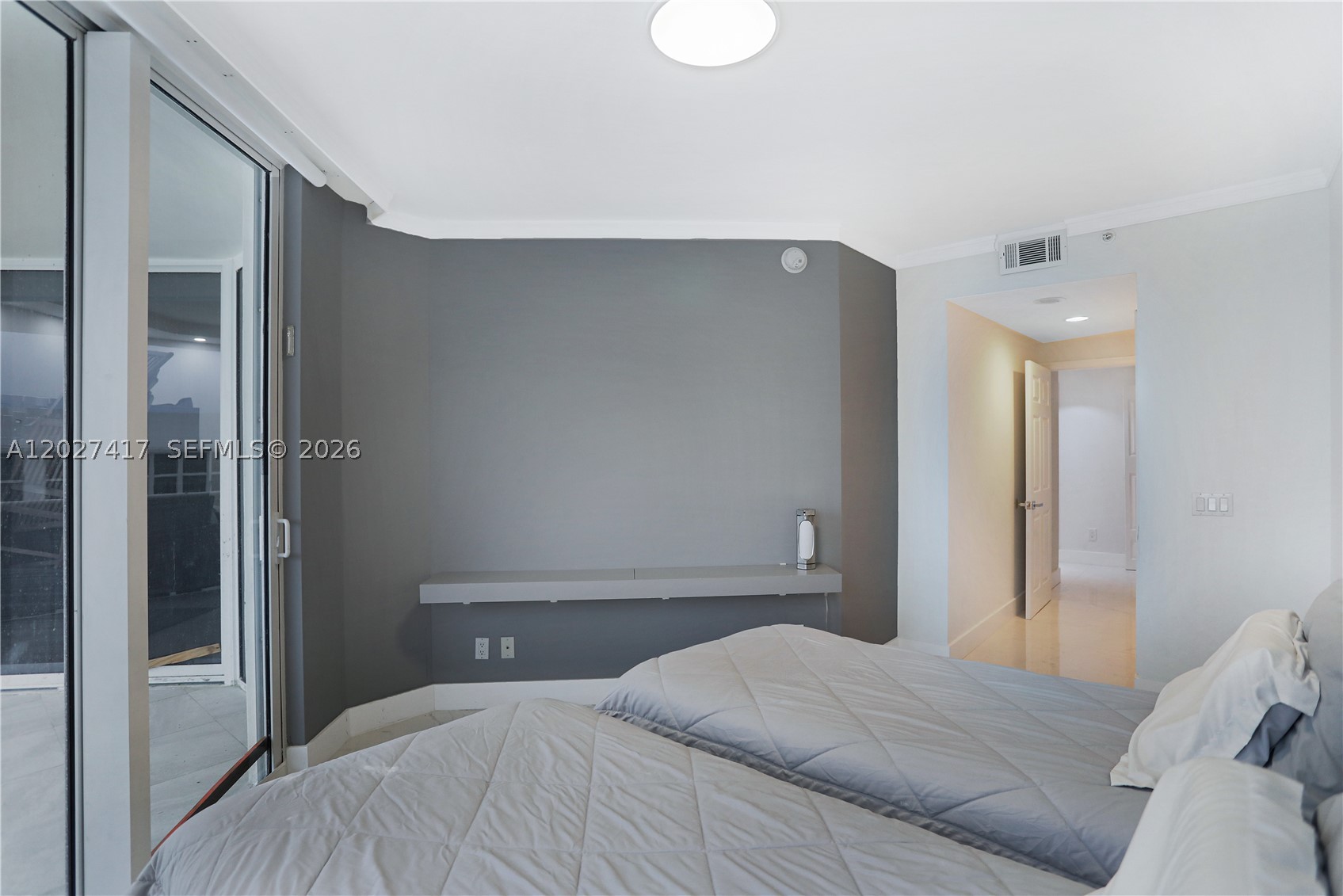 4775 COLLINS AV #1804, Miami Beach FL 33140