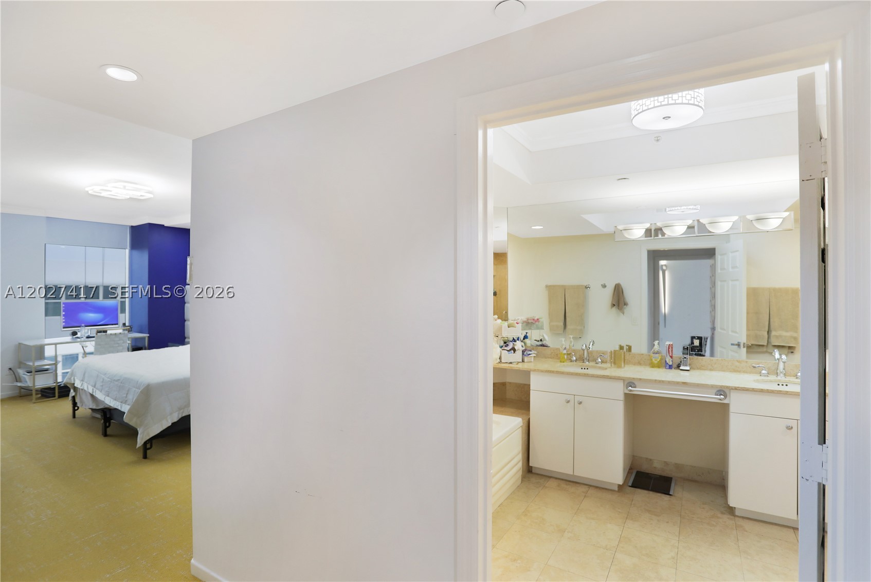 4775 COLLINS AV #1804, Miami Beach FL 33140