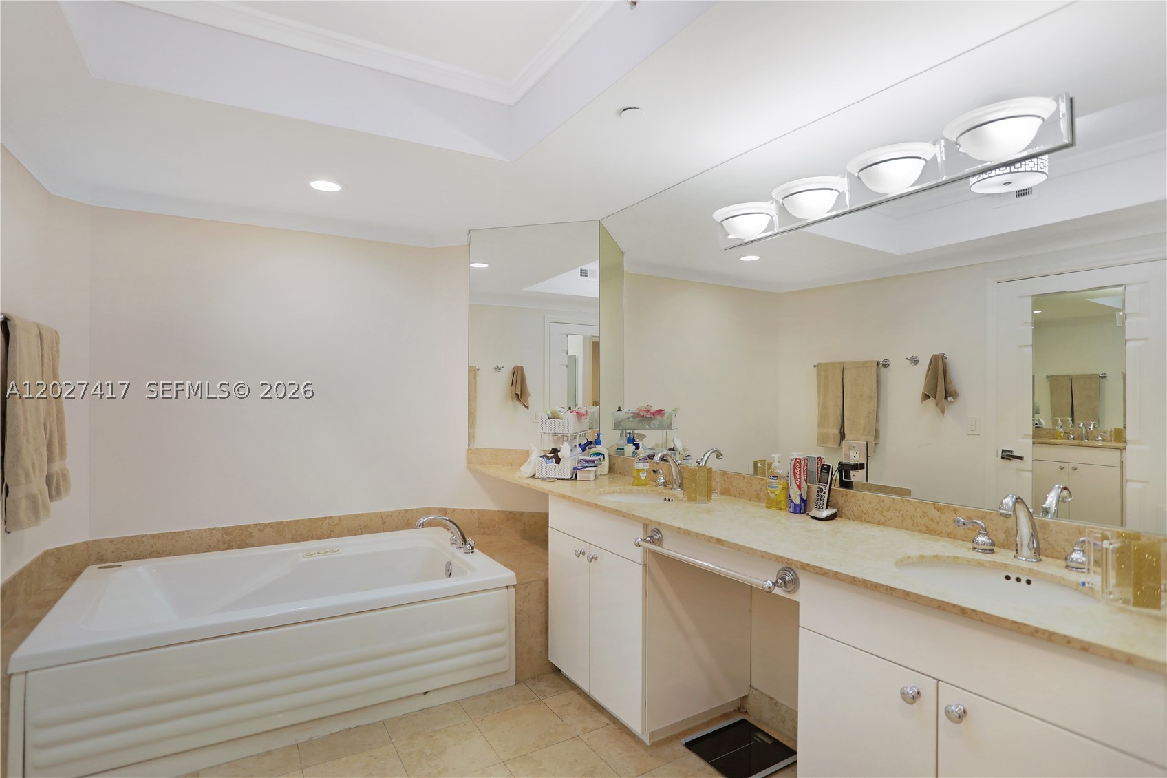 4775 COLLINS AV #1804, Miami Beach FL 33140