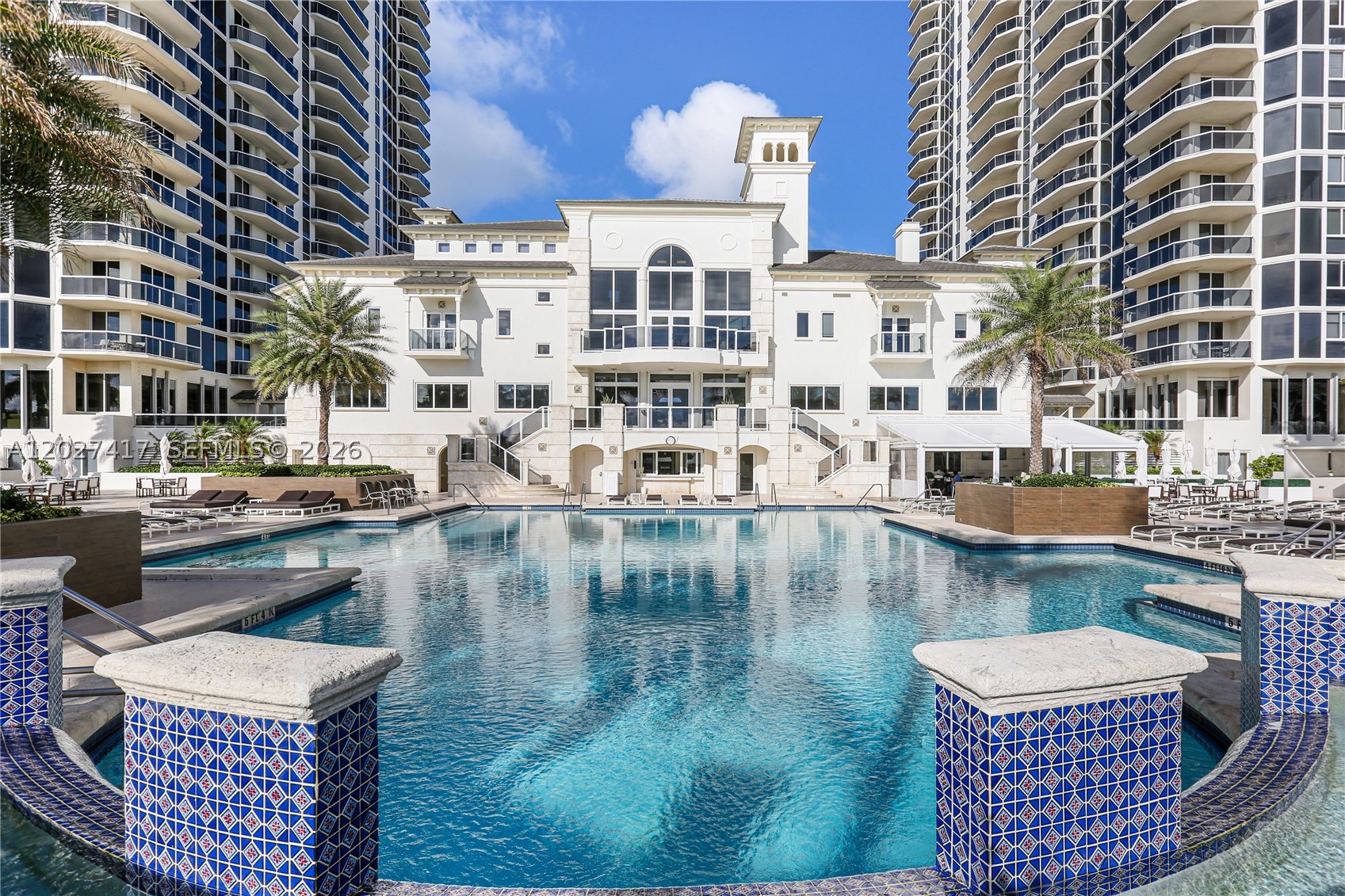 4775 COLLINS AV #1804, Miami Beach FL 33140