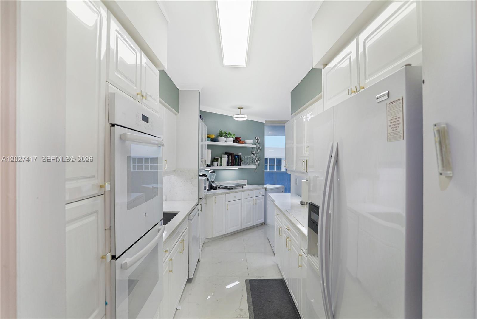 4775 COLLINS AV #1804, Miami Beach FL 33140