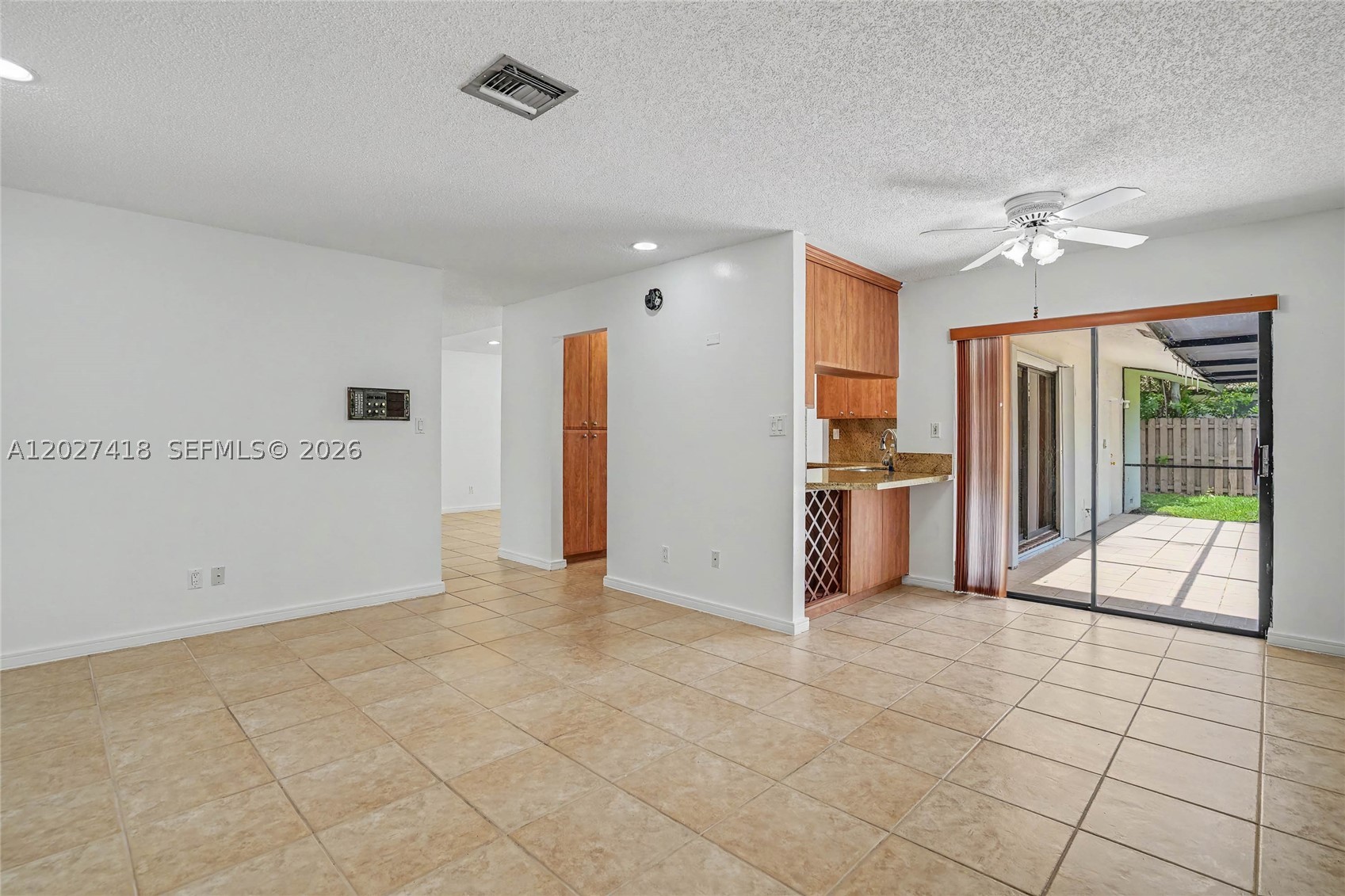10711 SW 116th Ave, Miami FL 33176